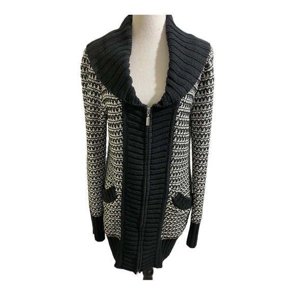 White House black market zipper front tunic sweater size medium. Knit - Picture 10 of 12